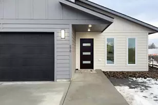 670 E St, Baker City, OR 97814 - Photo 4