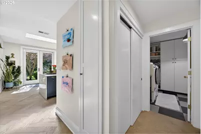 921 SW 57th Ave, Portland, OR 97221 - Photo 16