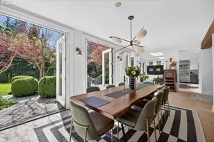 921 SW 57th Ave, Portland, OR 97221 - Photo 8