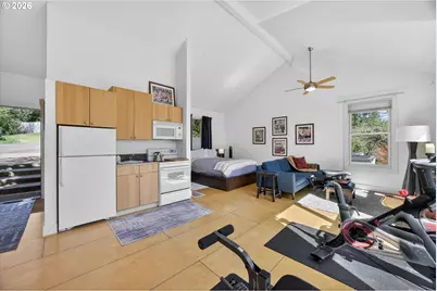 921 SW 57th Ave, Portland, OR 97221 - Photo 40