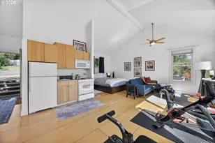 921 SW 57th Ave, Portland, OR 97221 - Photo 40