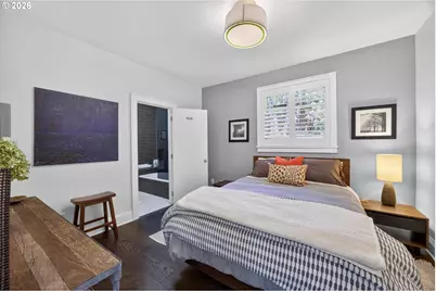 921 SW 57th Ave, Portland, OR 97221 - Photo 28