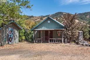 13474 Old Hwy 99, Myrtle Creek, OR 97457 - Photo 10