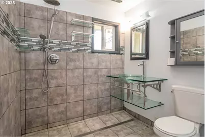 13474 Old Highway 99, Myrtle Creek, OR 97457 - Photo 8