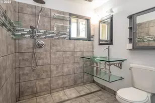 13474 Old Hwy 99, Myrtle Creek, OR 97457 - Photo 8