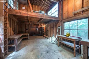 1202 Barber Dr, Eugene, OR 97405 - Photo 38