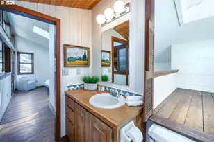 1202 Barber Dr, Eugene, OR 97405 - Photo 22