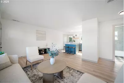 1710 Johnson St, North Bend, OR 97459 - Photo 8