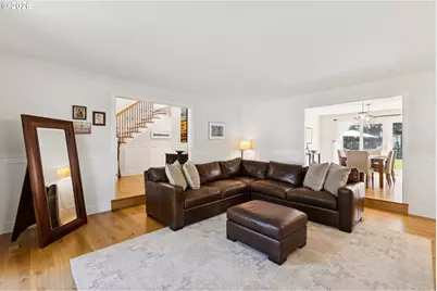 19505 Olson Ave, Lake Oswego, OR 97034 - Photo 8