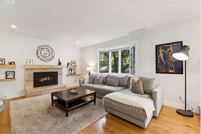 19505 Olson Ave, Lake Oswego, OR 97034 - Photo 16