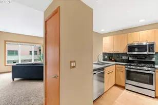 400 W 8th St, Vancouver, WA 98660 - Photo 8