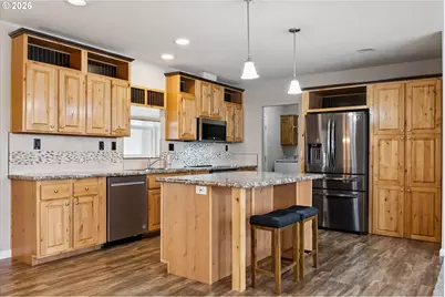 18260 S Theresa Ln, Oregon City, OR 97045 - Photo 6