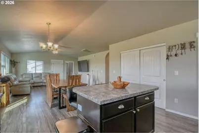 1447 NE Kenna Dr, Hermiston, OR 97838 - Photo 24