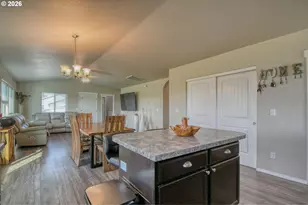 1447 NE Kenna Dr, Hermiston, OR 97838 - Photo 24