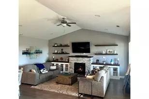 731 N 47th Ave, Ridgefield, WA 98642 - Photo 8