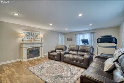 165 N Vernonia Rd, Saint Helens, OR 97051 - Photo 8
