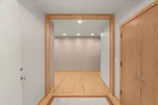 2020 SW Market St Dr, Portland, OR 97201 - Photo 18