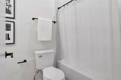 41976 NE 66th Ave, Portland, OR 97218 - Photo 22