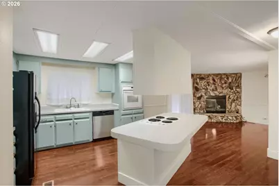 17023 SW Eldorado Dr, Tigard, OR 97224 - Photo 6