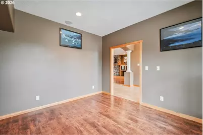 2487 Redwood Ave, Longview, WA 98632 - Photo 16