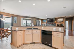 2487 Redwood Ave, Longview, WA 98632 - Photo 12