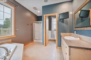 2487 Redwood Ave, Longview, WA 98632 - Photo 28