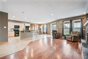 2487 Redwood Ave, Longview, WA 98632 - Photo 10