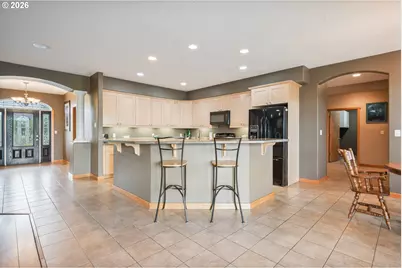 2487 Redwood Ave, Longview, WA 98632 - Photo 2
