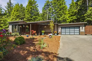 1020 NW Terrace St, Waldport, OR 97394 - Photo 1