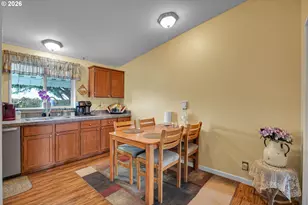 51361 SE Hood View Dr, Scappoose, OR 97056 - Photo 10