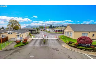 51361 SE Hood View Dr, Scappoose, OR 97056 - Photo 2