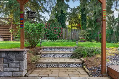 10217 SW Moratoc Dr, Tualatin, OR 97062 - Photo 38