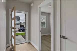 638 SE 34th St, Battle Ground, WA 98604 - Photo 4