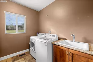 16302 S Union Mills Rd, Mulino, OR 97042 - Photo 20