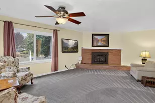 11770 SW 7th St, Beaverton, OR 97005 - Photo 8