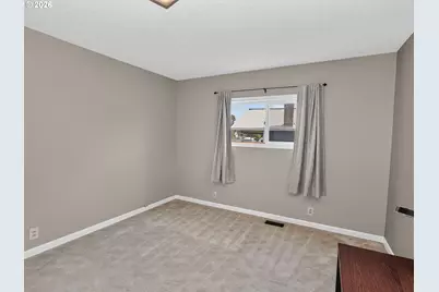 11770 SW 7th St, Beaverton, OR 97005 - Photo 36