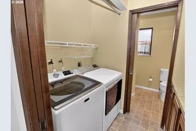 11770 SW 7th St, Beaverton, OR 97005 - Photo 22