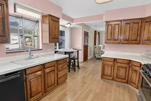 11770 SW 7th St, Beaverton, OR 97005 - Photo 14