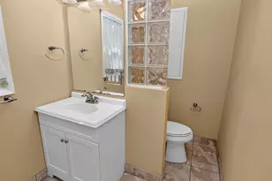 11770 SW 7th St, Beaverton, OR 97005 - Photo 32