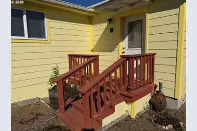 400 N Mill St #48, Creswell, OR 97426 - Photo 2