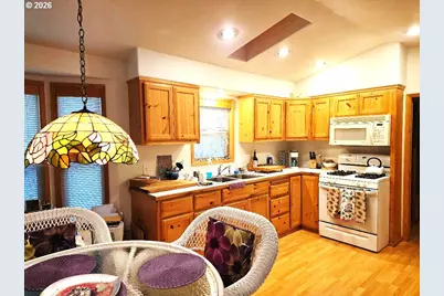 19921 Whaleshead Rd #B4, Brookings, OR 97415 - Photo 6