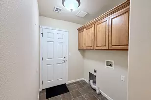 1688 NE Ruby Ct, Roseburg, OR 97470 - Photo 30