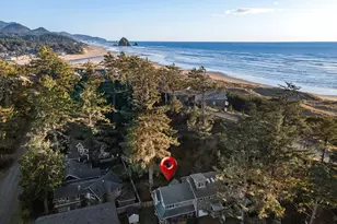 598 N Laurel St, Cannon Beach, OR 97110 - Photo 2