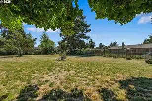 1829 NE 23rd Ct, Hillsboro, OR 97124 - Photo 18