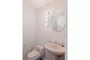 626 N Bayview Loop, Waldport, OR 97394 - Photo 10