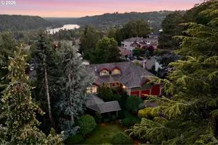 1804 Hall Ct, West Linn, OR 97068 - Photo 2