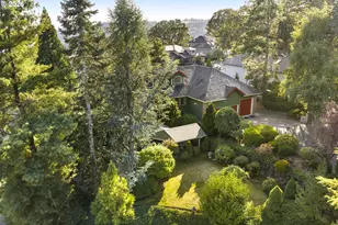 1804 Hall Ct, West Linn, OR 97068 - Photo 40