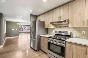 2238 SE 130th Ave, Portland, OR 97233 - Photo 18