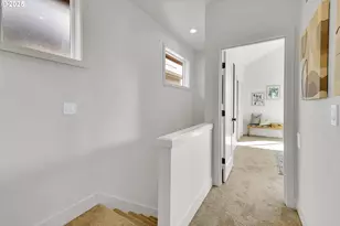 5761 S Kelly Ave, Portland, OR 97239 - Photo 18
