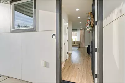 665 W 9th St, La Center, WA 98629 - Photo 4